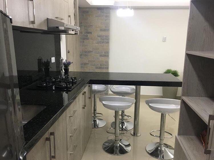 Apartment 807 Moderno En El Laguito, Vista Al Mar Cartagena