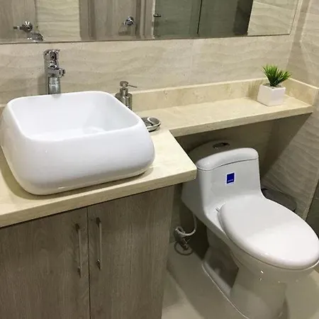 Apartamento 807 Moderno En El Laguito, Vista Al Mar Cartagena